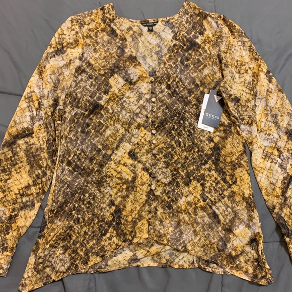 Guess Elesia Printed Blouse - Picture 4 of 5